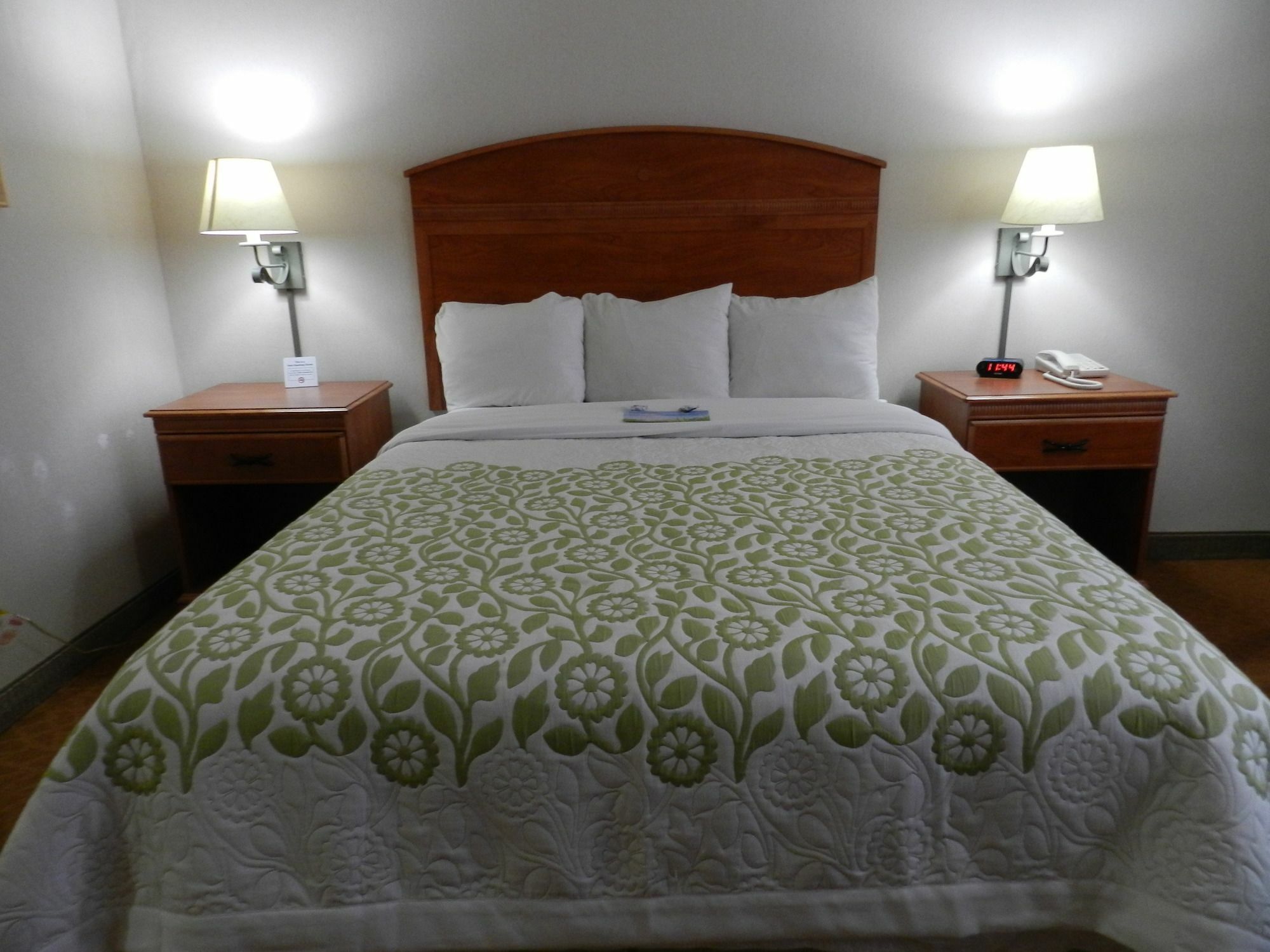 Готель Clarion Pointe Rhinelander Downtown Екстер'єр фото
